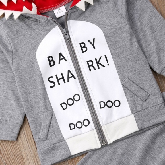 BOYS BABY SHARK 2 PIECE OUTFIT - Picture 3 of 6